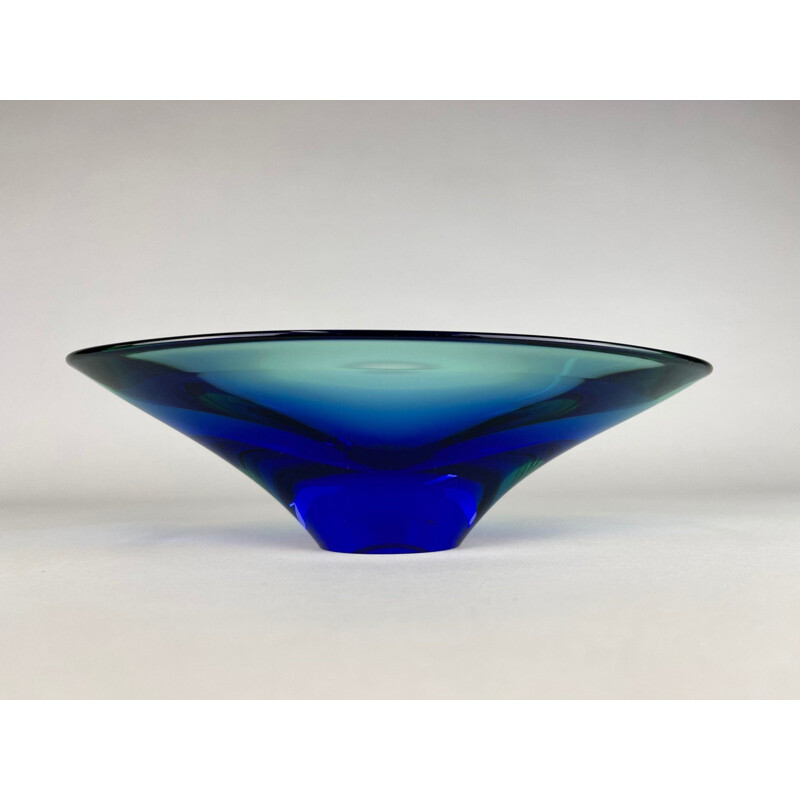 Vintage art glass bowl by Miloslav Klinger for Zelezny Brod Glassworks, Czechoslovakia 1960