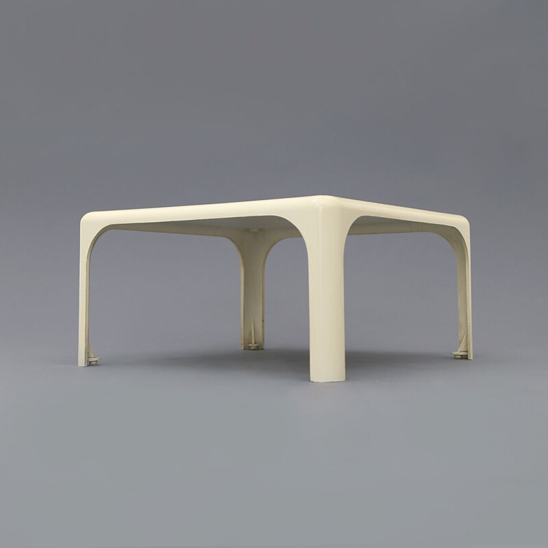 Vintage "Demetrio 45" white coffee table by Vico Magistretti for Artemide, 1960s