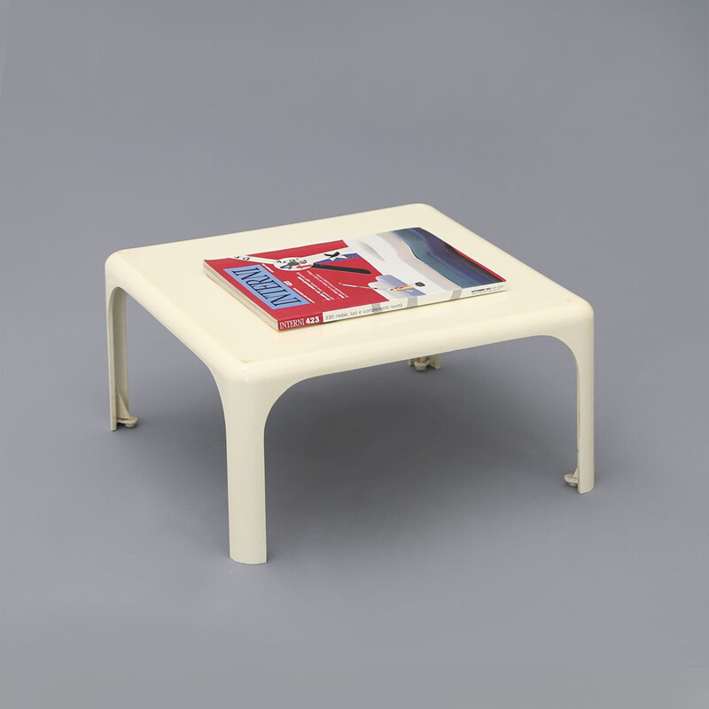 Vintage "Demetrio 45" white coffee table by Vico Magistretti for Artemide, 1960s