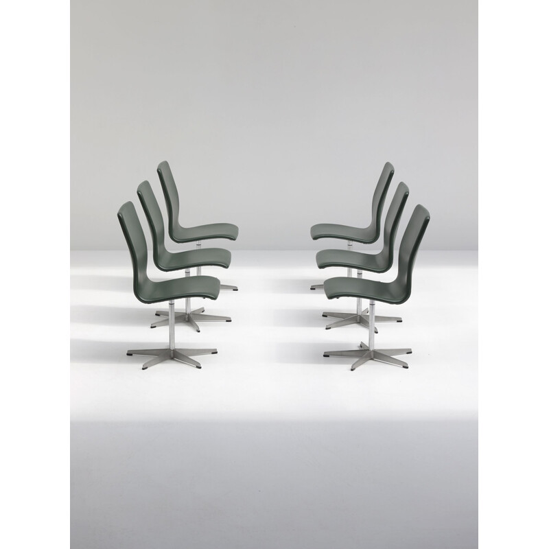 Set of 6 vintage Oxford swivel chairs by Arne Jacobsen for Fritz Hansen