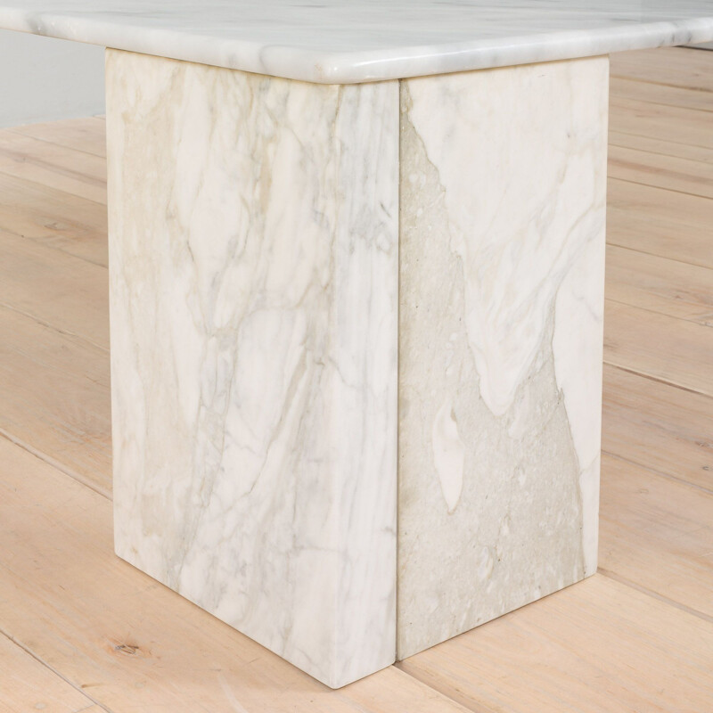 Italian mid century coffee table in Carrara marble, 1980s