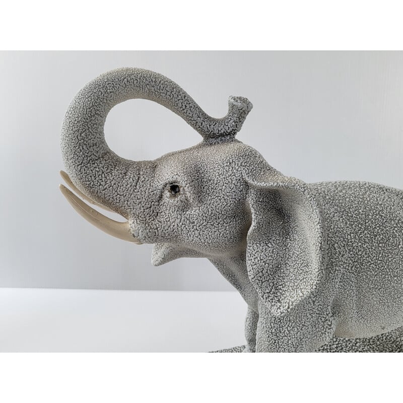 Escultura vintage de cerámica en forma de elefante, 1950