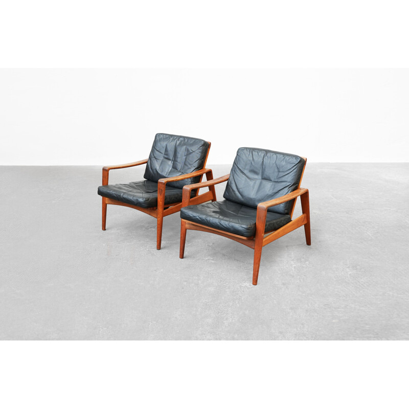 Paire de fauteuils vintage en cuir par Illum Wikkelsø pour Niels Eilersen, 1960