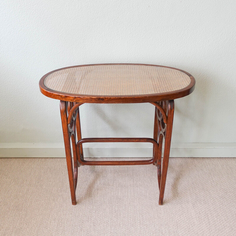 Mesa auxiliar bistro vintage de junco y madera curvada de Thonet, Austria 1940