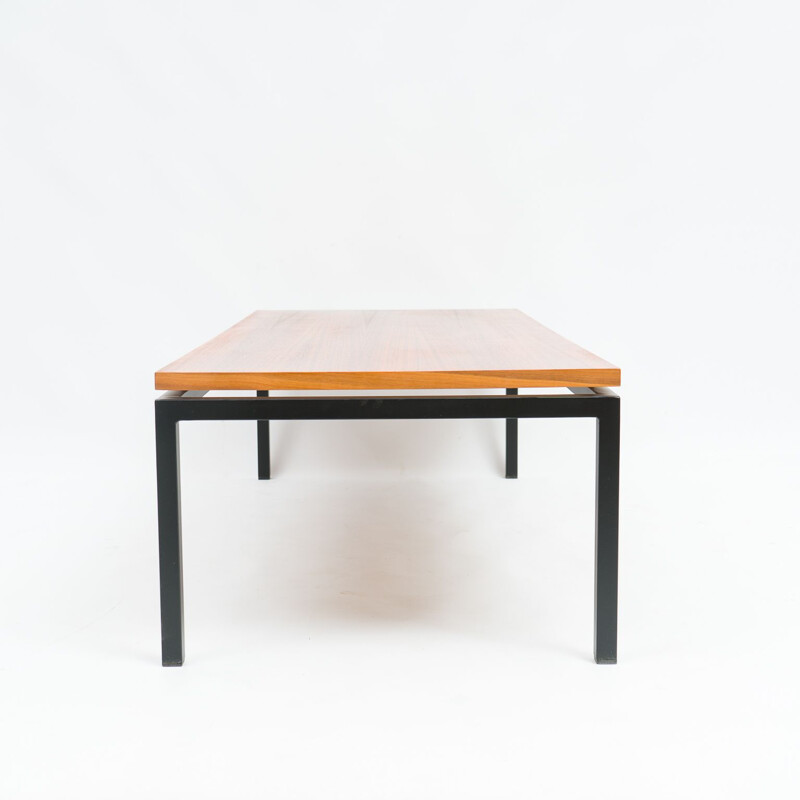 Mesa de centro minimalista vintage de nogal y metal, 1960
