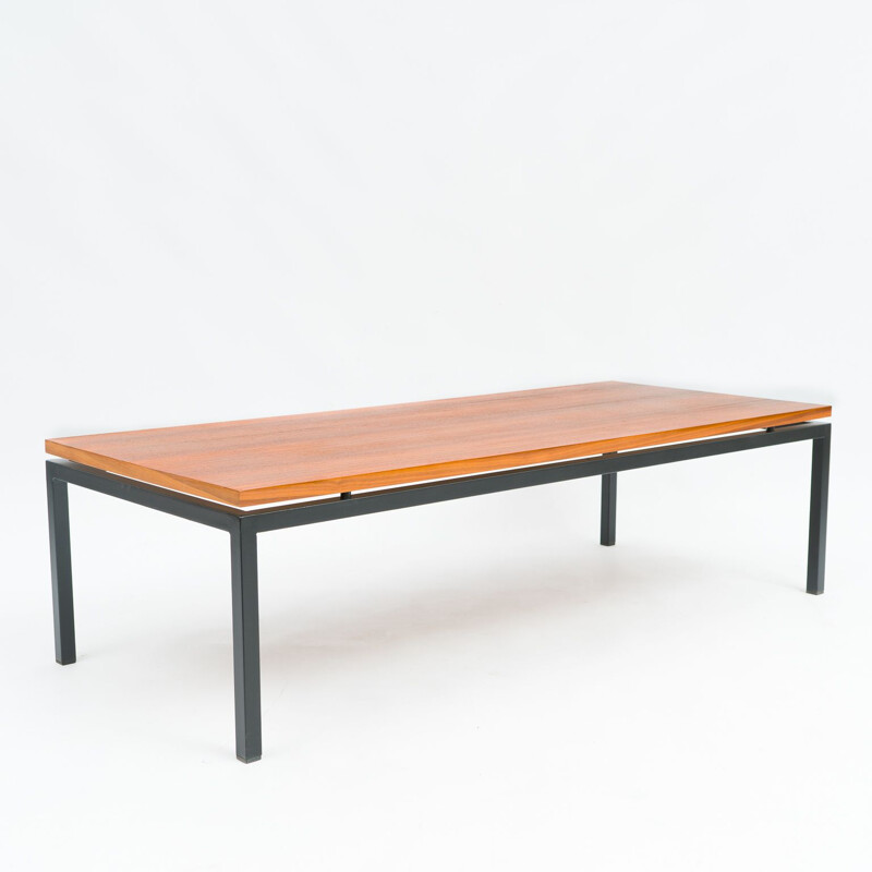 Table basse vintage minimaliste en noyer et métal, 1960