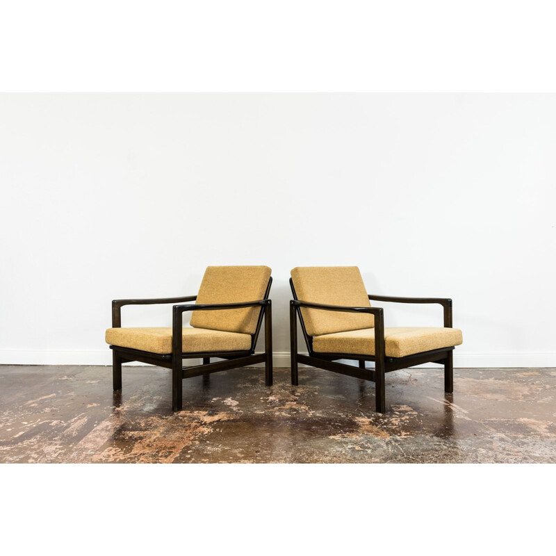 Pair of vintage orange B-7522 armchairs by Zenon Bączyk, 1960s