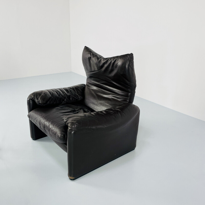 Vintage Maralunga armchair by Vico Magistretti for Cassina, 1973