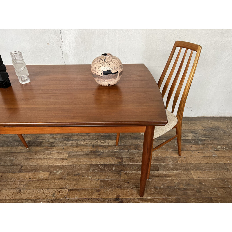Scandinavian vintage teak table by Johannes Andersen for Samcom, 1960