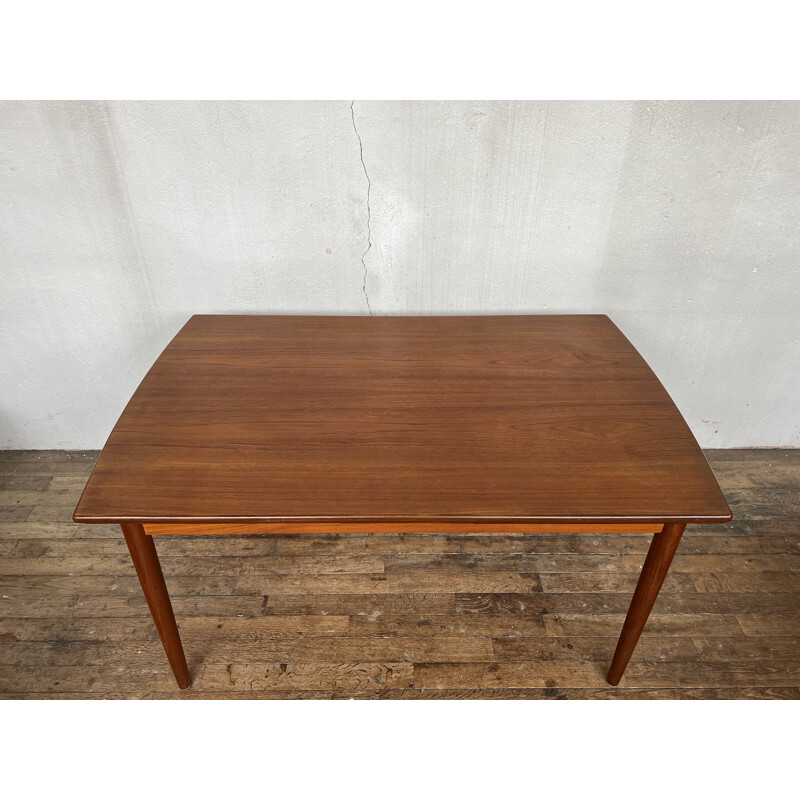 Scandinavian vintage teak table by Johannes Andersen for Samcom, 1960