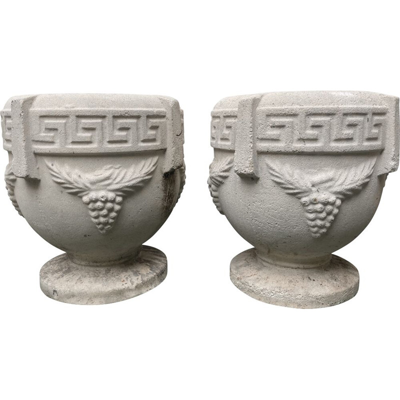 Paire d'urnes vintage en pierre de Composite