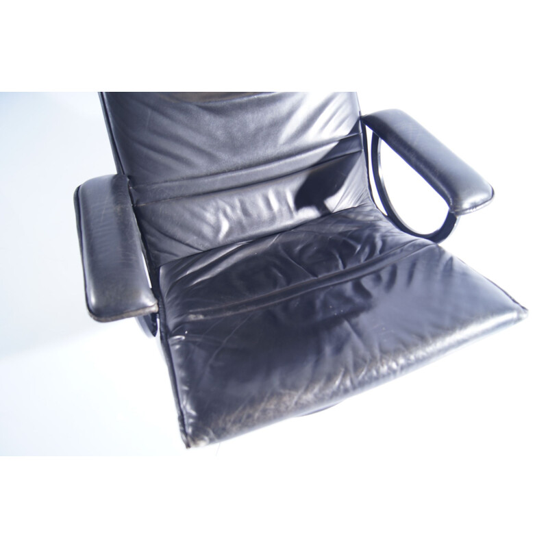 Vintage leather swivel chair by Ring Mekanikk, Norway 1968s