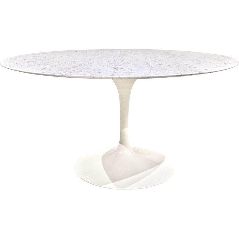 Vintage round table in Carrara marble by Eero Saarinen for Knoll, 1960s