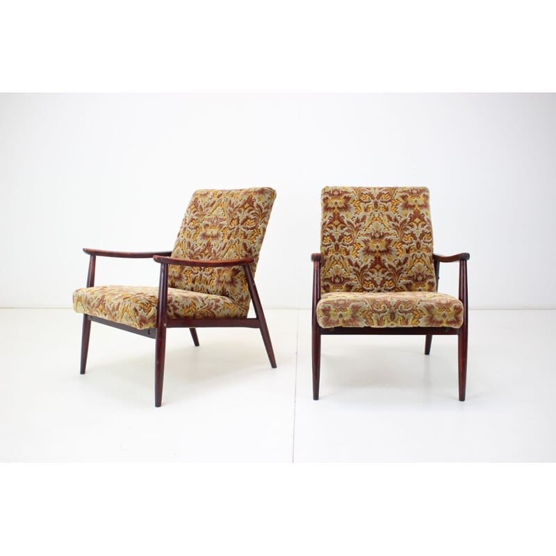 Paire de fauteuils vintage par Jitona, 1970