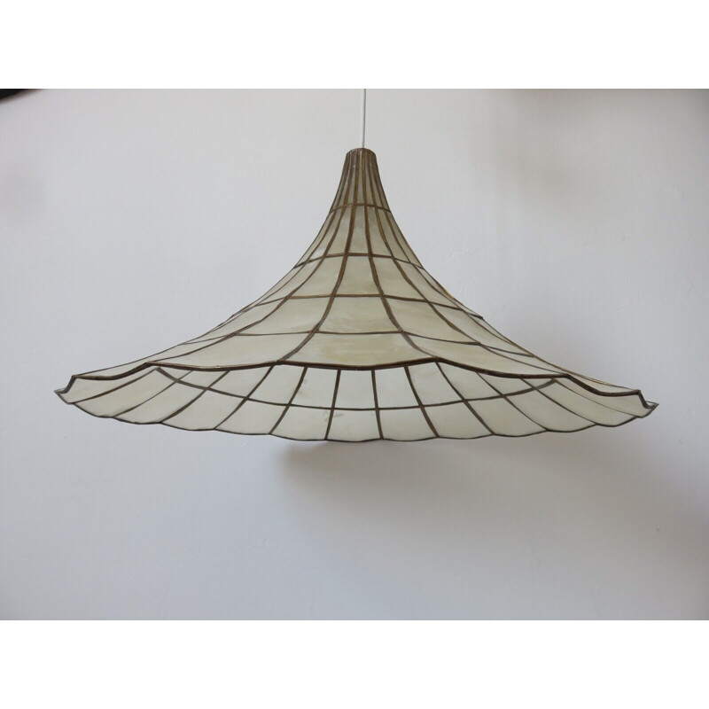 Vintage trumpet pendant lamp in mother-of-pearl and brass, Italy 1970