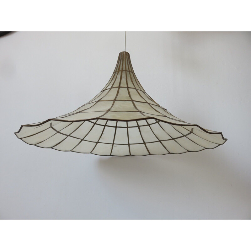 Vintage trumpet pendant lamp in mother-of-pearl and brass, Italy 1970