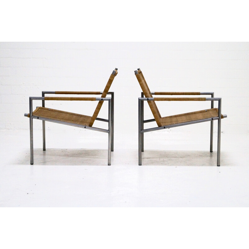 Pair of 't Spectrum "SZ01" armchairs in wicker and metal, Martin VISSER - 1960s