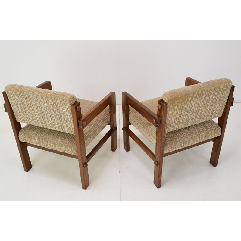 Ein Paar Vintage-Sessel aus Holz und Stoff, Tschechoslowakei 1960