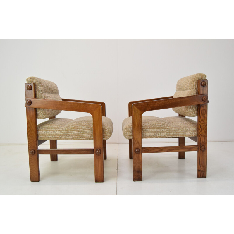 Paar vintage houten en stoffen fauteuils, Tsjechoslowakije 1960