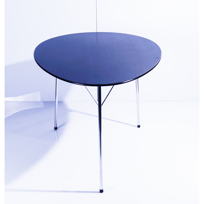 Mesa cónica vintage modelo 3603 de Arne Jacobsen