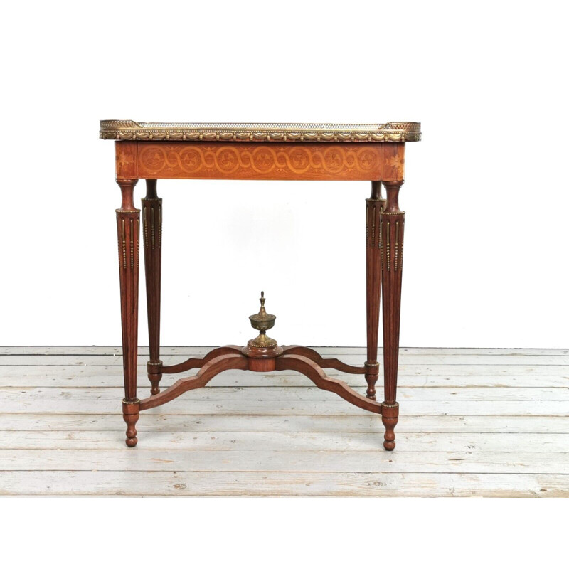 Table d'appoint vintage française en bois de roi et marqueterie