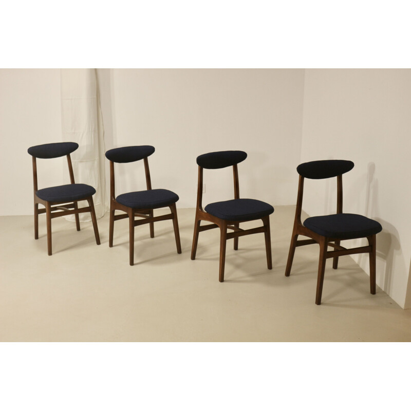 Set of 4 vintage chairs by Rajmund Hałas, 1960