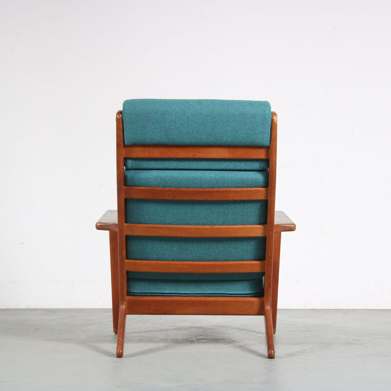 Vintage "Ge290" armchair with ottoman by Hans J. Wegner for Getama, Denmark 1950s