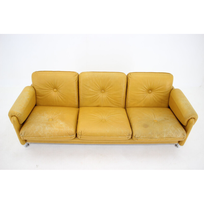 Vintage-Dreisitzersofa Myrskyla Oy in Leder, Finnland 1960