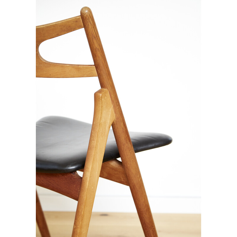 Vintage dining chair Ch-29 by Hans J. Wegner for Carl Hansen