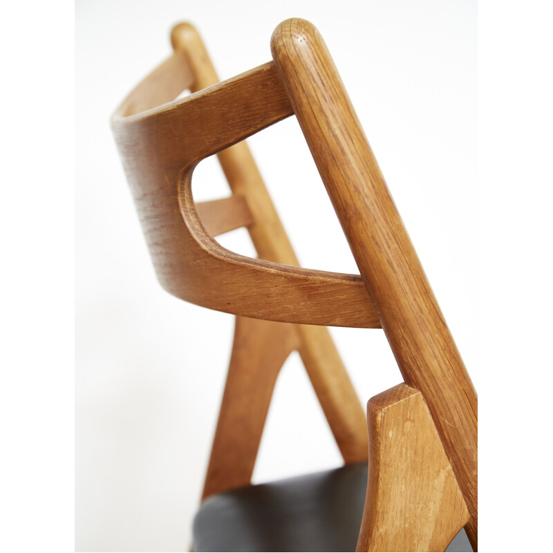 Vintage dining chair Ch-29 by Hans J. Wegner for Carl Hansen