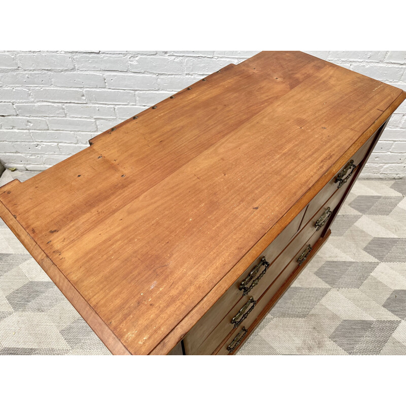 Vintage mahogany chest of drawers