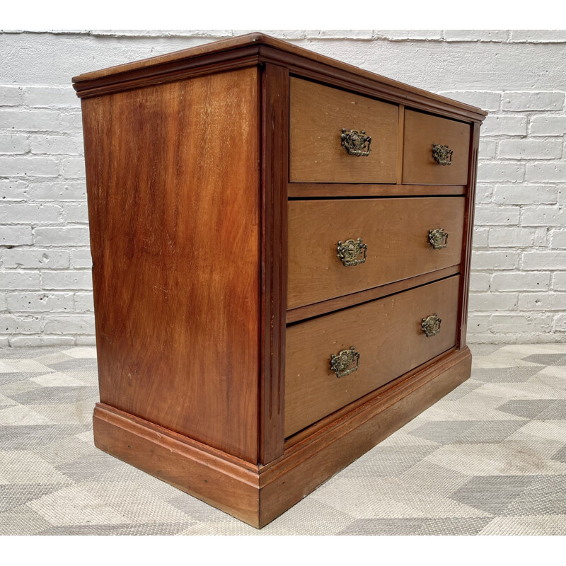 Vintage mahogany chest of drawers