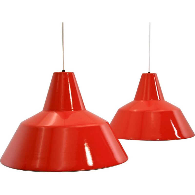 Pair of Louis Poulsen pendants in red enamel - 1960s