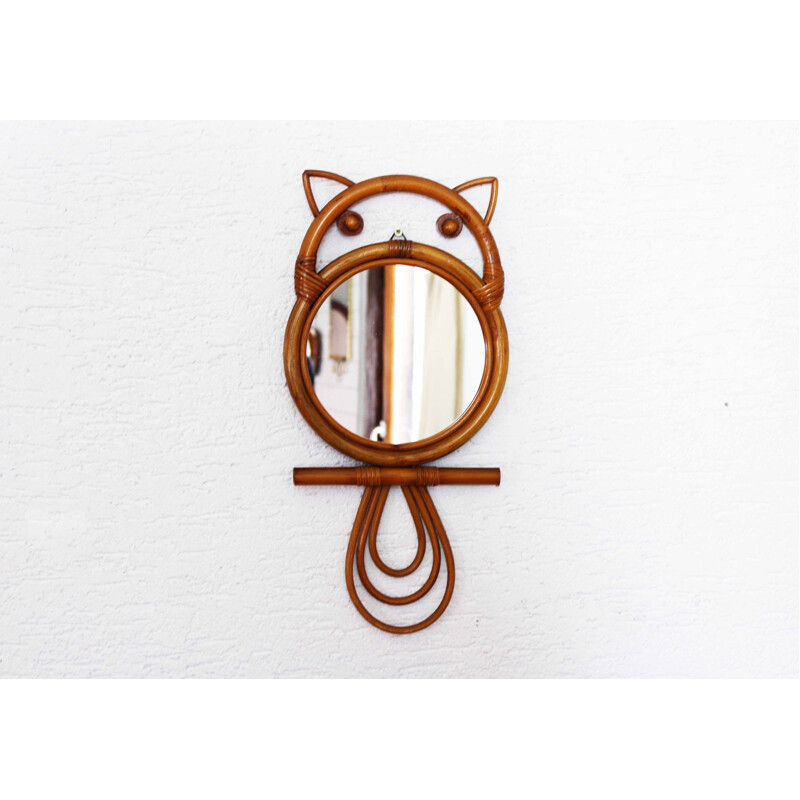 Vintage mirror "cat" in rattan, 1970