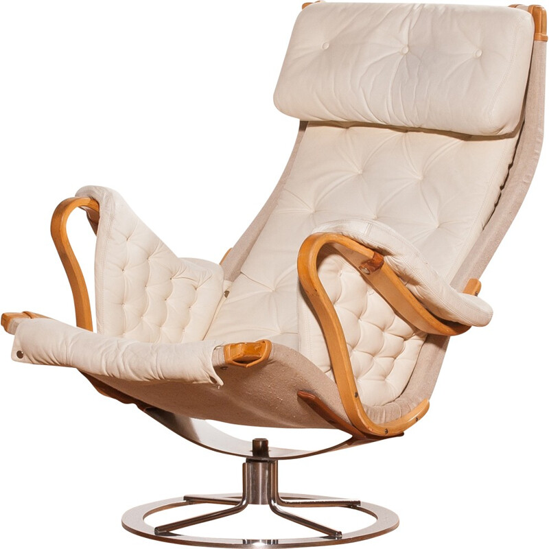 Mid-century lounge chair in leather and chromed metal - 1960s