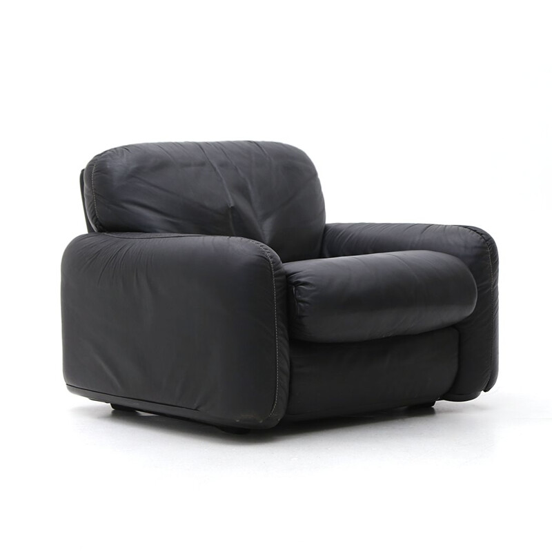 Fauteuil vintage "Piumotto" en cuir noir par Arrigo Arrigoni pour Busnelli, 1970