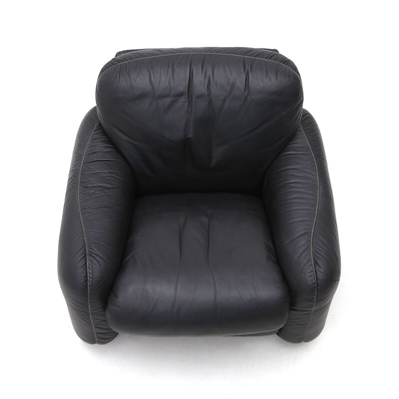 Vintage "Piumotto" armchair in black leather by Arrigo Arrigoni for Busnelli, 1970