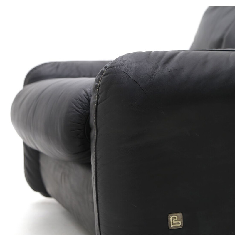 Vintage "Piumotto" armchair in black leather by Arrigo Arrigoni for Busnelli, 1970