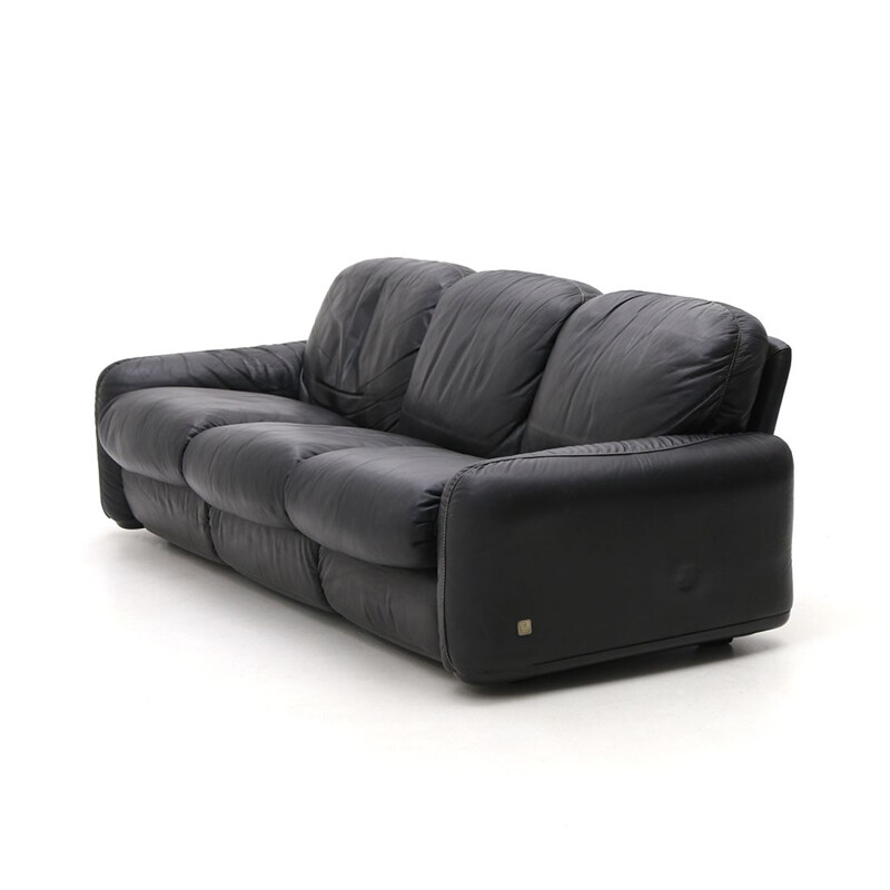 Vintage "Piumotto" 3 seater black leather sofa by Arrigo Arrigoni for Busnelli, 1970