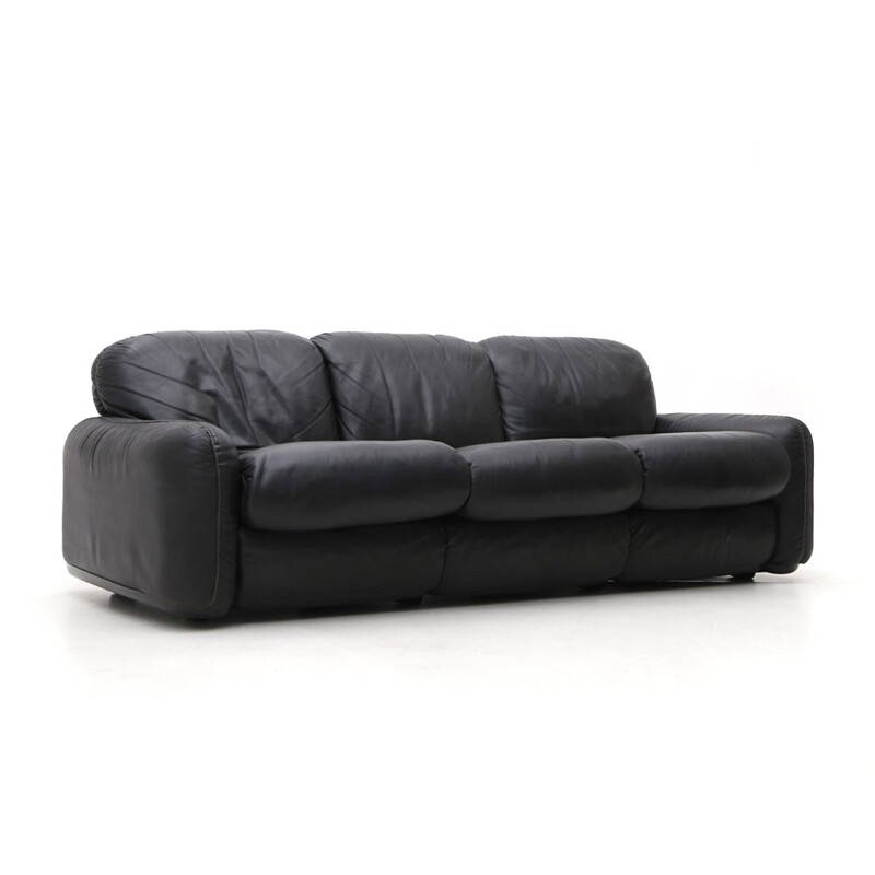 Vintage "Piumotto" 3 seater black leather sofa by Arrigo Arrigoni for Busnelli, 1970