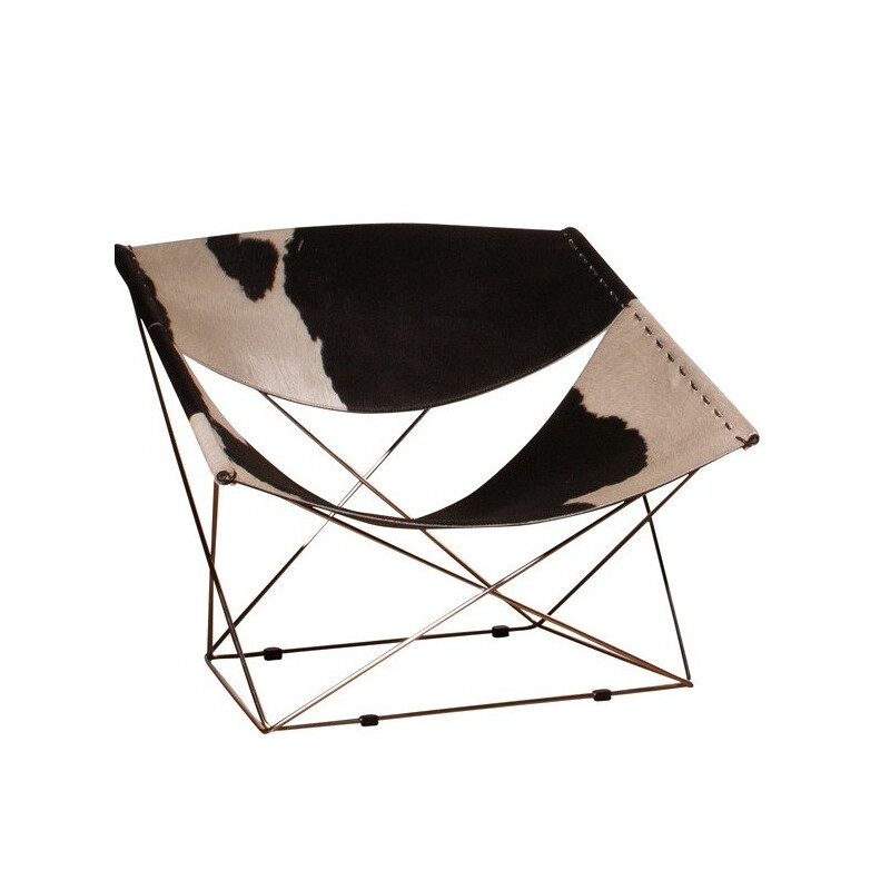 Artifort "Butterfly" chair in cow fur and steel, Pierre PAULIN - 2000s