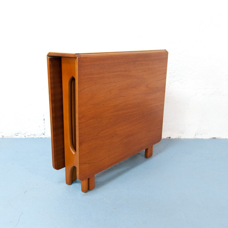 Extendable Scandinavian table in teak - 1950s