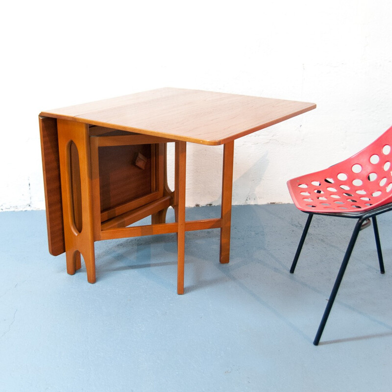 Extendable Scandinavian table in teak - 1950s