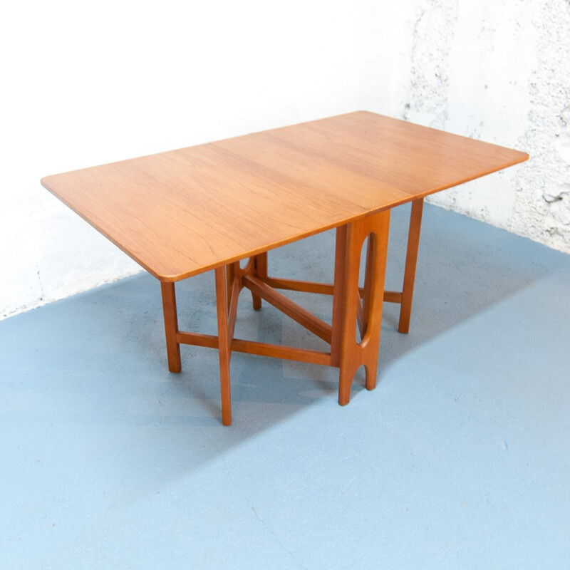 Extendable Scandinavian table in teak - 1950s