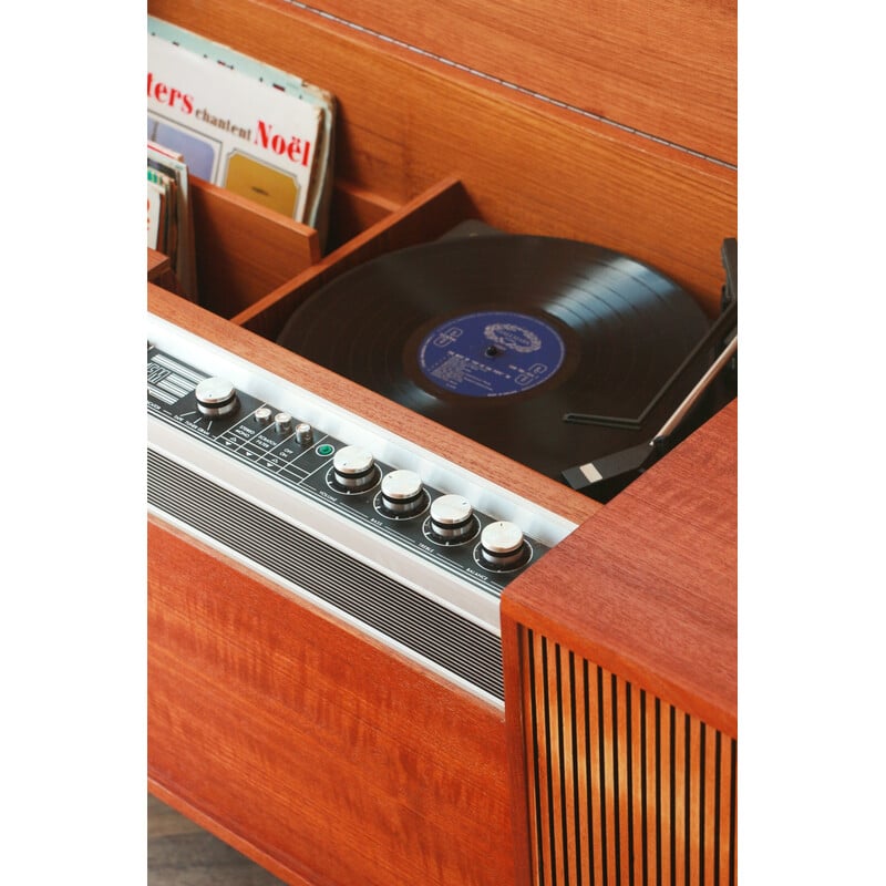 Vintage radiogram Decca Srg 899, England 1960-1970