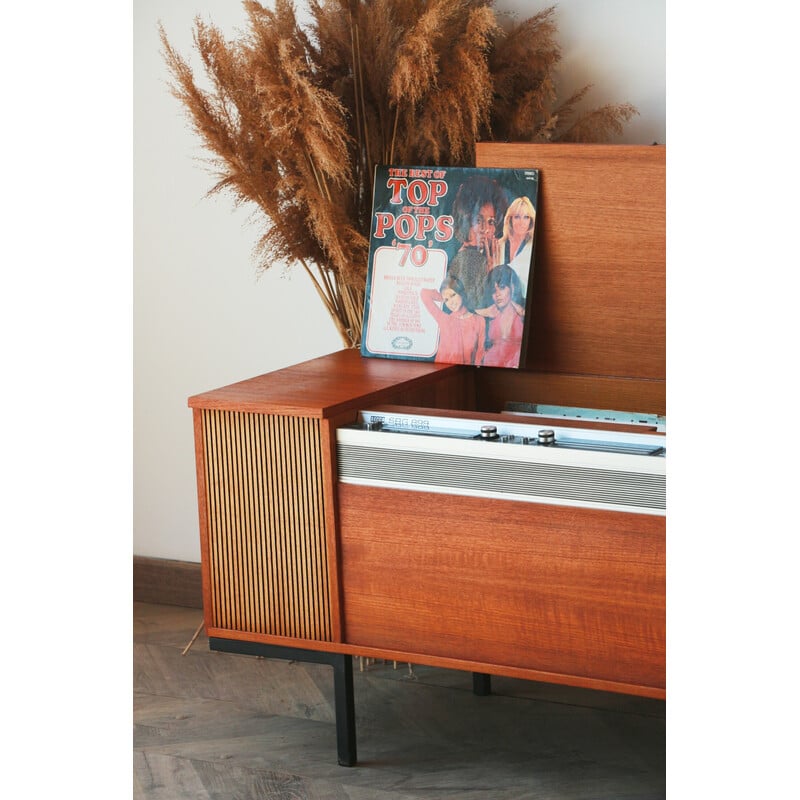 Vintage radiogram Decca Srg 899, England 1960-1970