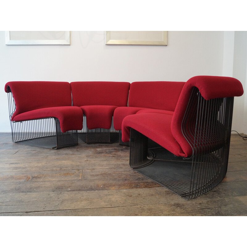 Fritz Hansen magenta "pantonova" sofa, Verner PANTON - 1970s