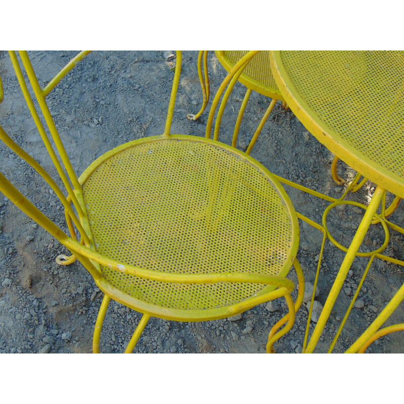 Muebles de jardín de hierro amarillo vintage