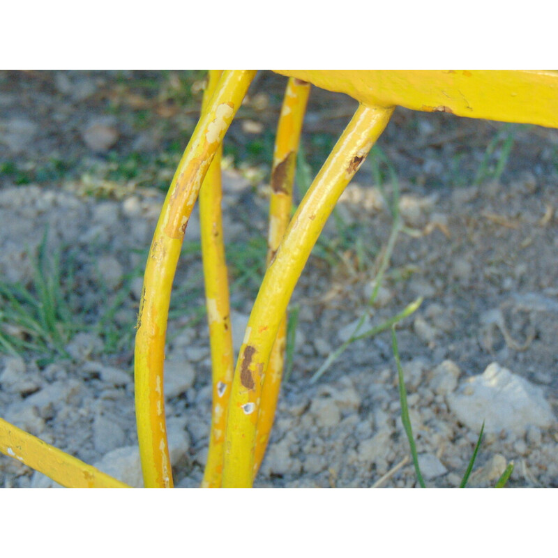 Mobili da giardino vintage in ferro giallo