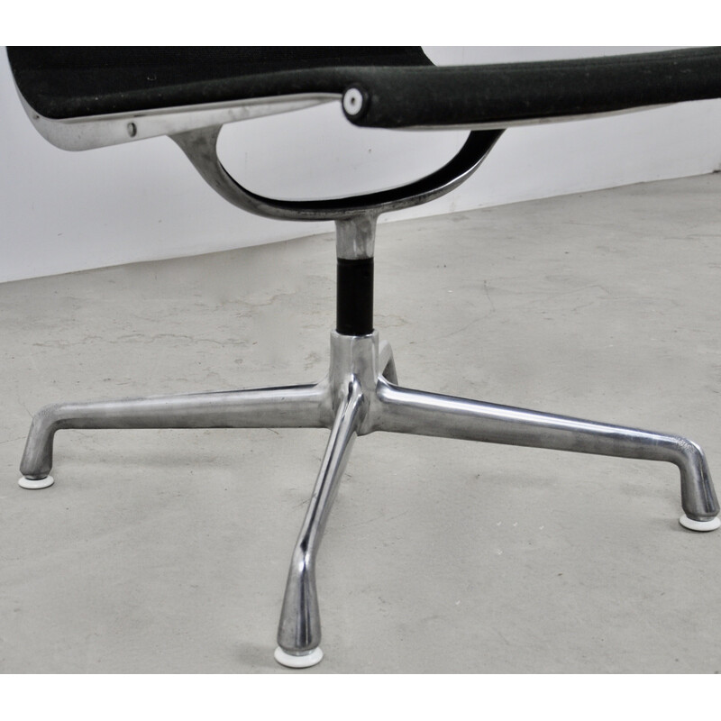 Schwarzer Vintage-Bürosessel von Charles und Ray Eames für Herman Miller, 1960